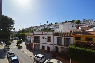 Pis en Centro. En pleno centro de alcal� de guada�ra
