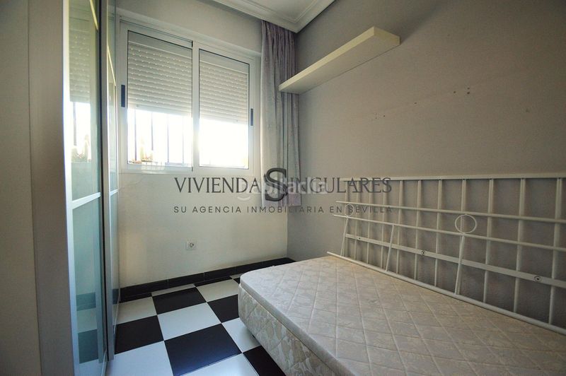 Foto 19a876c4-f328-4649-a065-67d73bd6ea28. Pis amb calefacció a Pino Montano - Consolación Sevilla