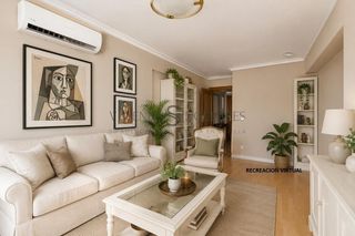 Pis en Pino Montano - Consolaci�n. Amplio y luminoso piso en sevilla barriada de san diego!