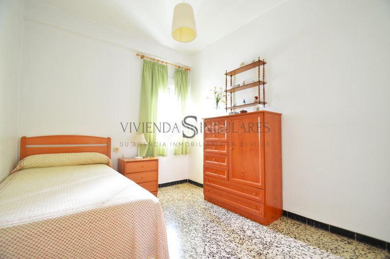 Foto c5a07cf9-1d14-47a5-af95-6d0263063071. Pis a Cruz Roja Sevilla