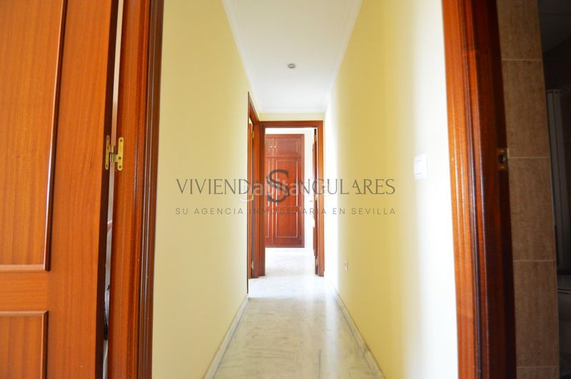 Foto 60b7c84e-c655-42fd-bcdc-a2622b92e888. Rent flat with heating parking in San Carlos - San José Sevilla