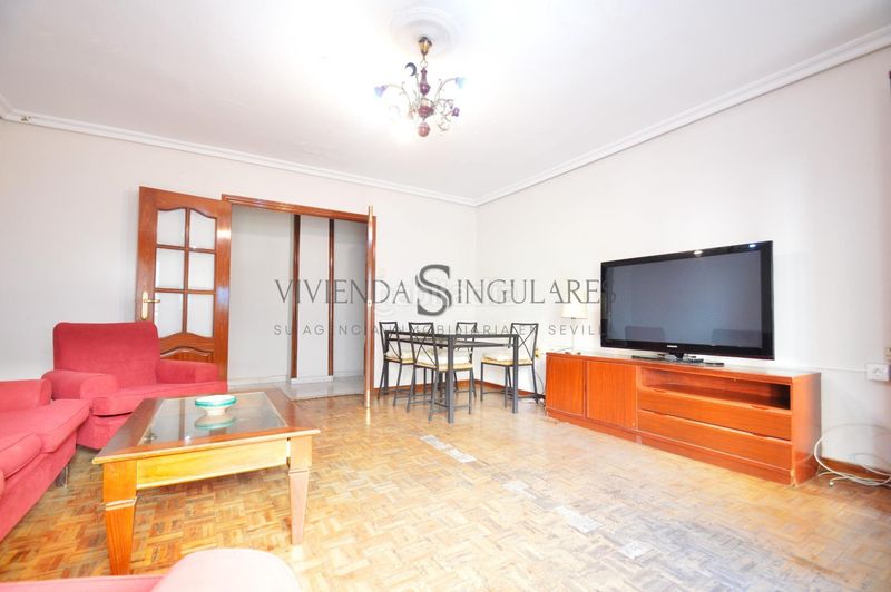 Foto a8ca8b6d-59d1-4404-a48d-1c9ee260114a. Pis a Triana Este Sevilla