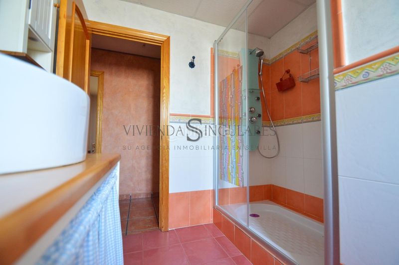 Foto b620e69c-24d9-4090-9c2f-fbbb9209f91b. Xalet amb aparcament piscina a Carmona