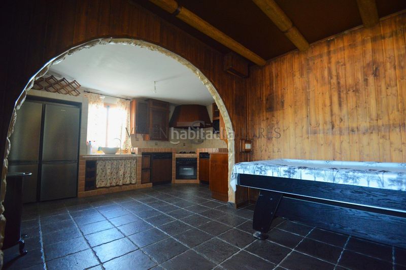 Foto b723b1ab-81a0-40cb-b50e-270ed6425461. Xalet amb aparcament piscina a Carmona