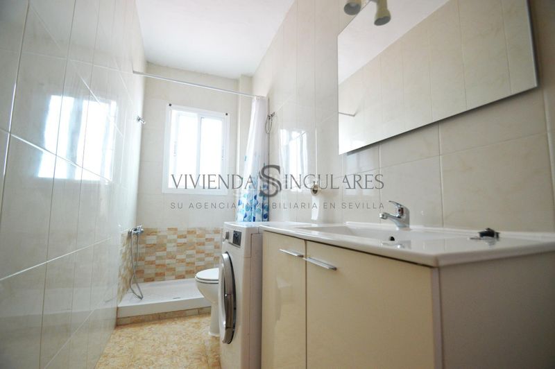 Foto 42a8c686-b7d7-448e-a663-d3ce1e1efebc. Pis a San Carlos - San José Sevilla