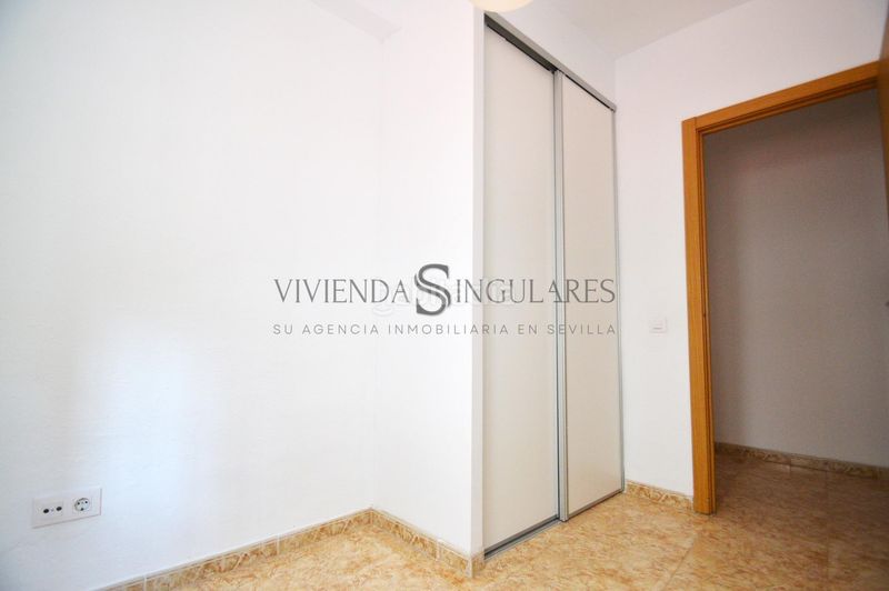 Foto 76332482-5f91-47d0-8a5d-8f064defe368. Pis a San Carlos - San José Sevilla