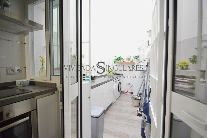 Foto fdedc592-ffaa-45ad-9504-d90581fc478e. Casa aparellada amb aparcament piscina a Santa Clara Sevilla