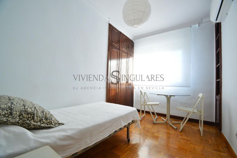 Foto 27f1d565-7442-4cad-b8ba-a2ddb1f1b5e7. Rent flat in Cruz Roja Sevilla