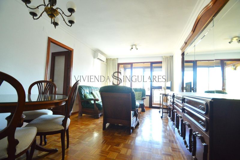 Foto 2ec7ce13-5f49-4a97-8b22-a7c6b1599edc. Rent flat in Cruz Roja Sevilla