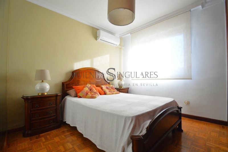 Foto 473c7f1e-d969-4ef0-8330-1d1698081e21. Rent flat in Cruz Roja Sevilla