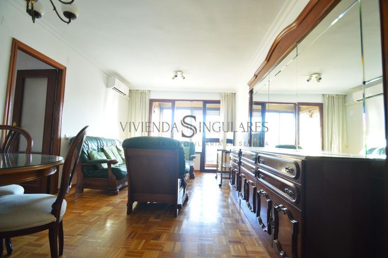Foto 841ca922-62e7-406a-9391-7dcd5865c536. Rent flat in Cruz Roja Sevilla