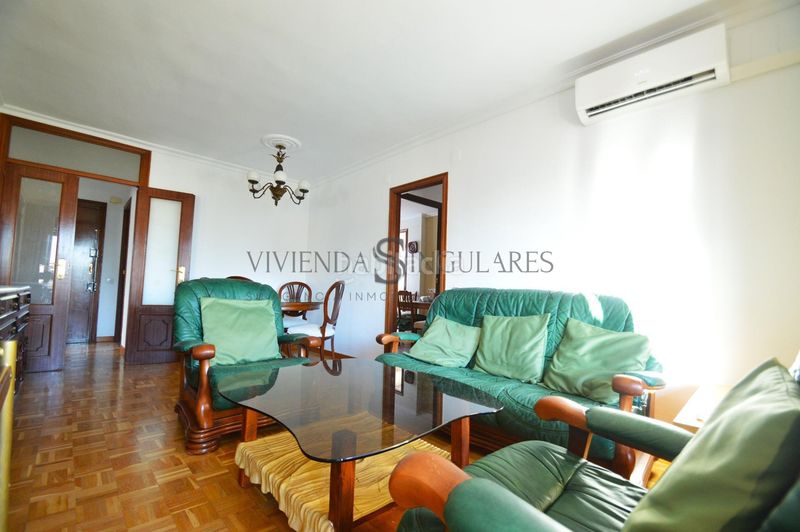 Foto 856831fd-db98-4843-b5f0-51e39625804f. Rent flat in Cruz Roja Sevilla