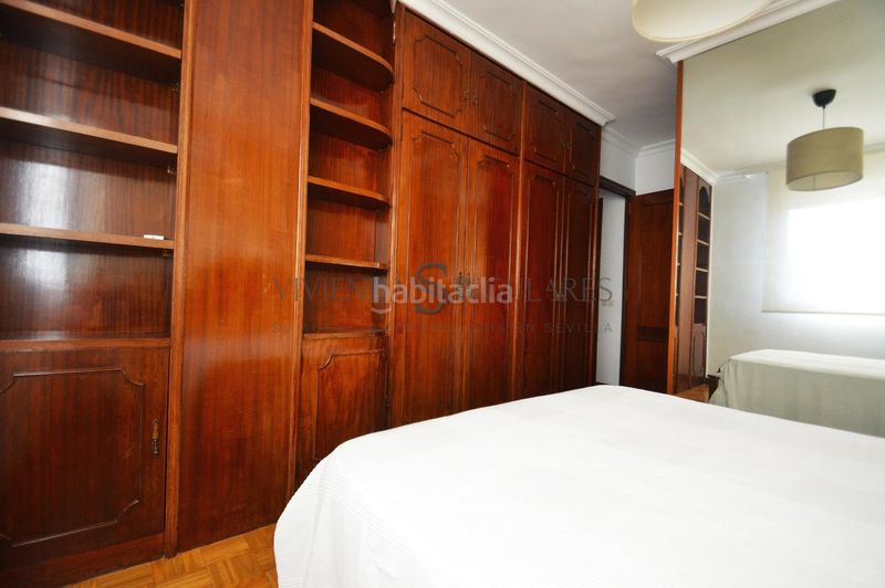 Foto 9a510ce4-cf75-4c19-8c6e-f426f9139ecc. Rent flat in Cruz Roja Sevilla