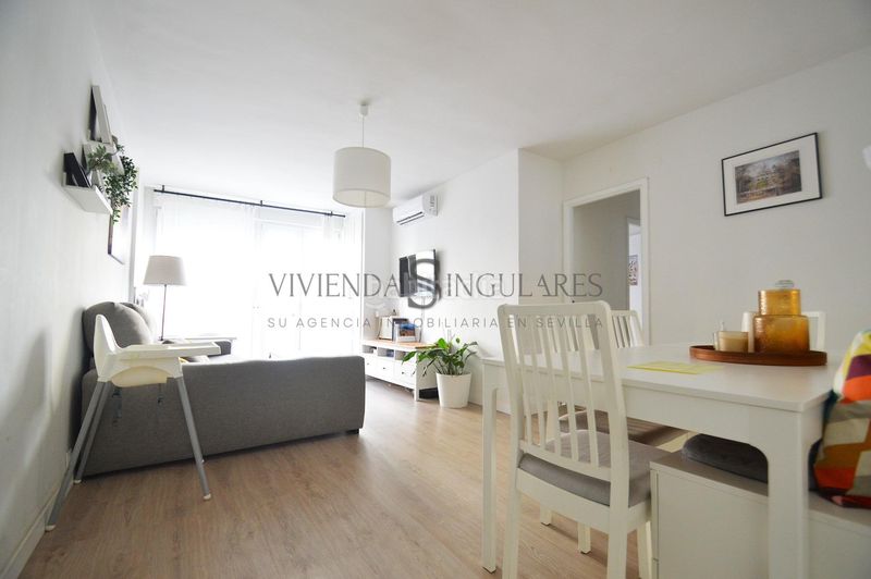 Foto 0e7976aa-8b9f-4c05-8c42-1a24730d1284. Etagenwohnung in Cruz Roja Sevilla