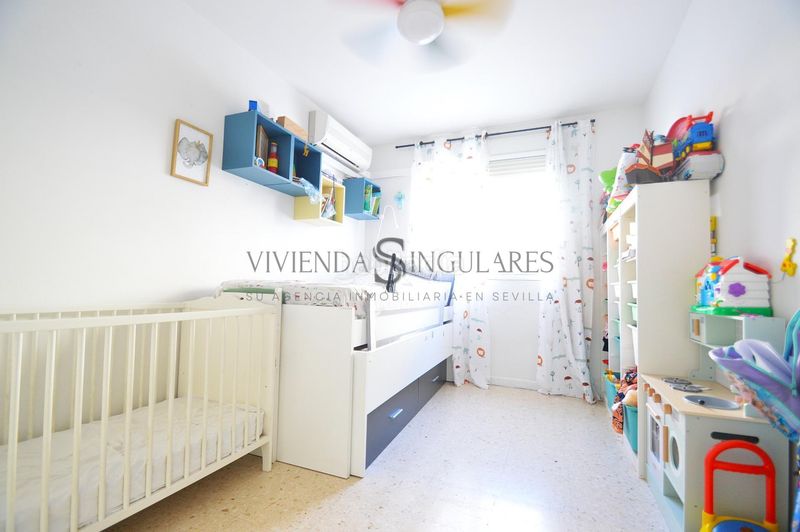 Foto eee57c40-49ed-4e10-bf1b-62fb0a3931c3. Etagenwohnung in Cruz Roja Sevilla