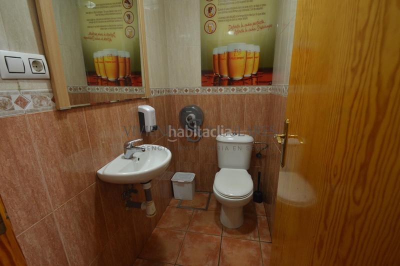 Foto 51de582a-ec43-4352-b426-5361f0c68f32. Alquiler local comercial traspaso barcafetería con cocina en bda. de los príncipes en Sevilla