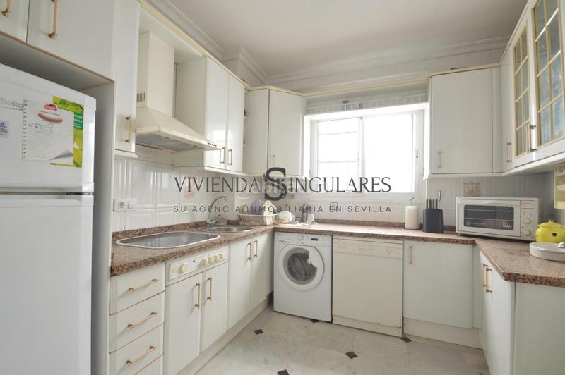 Foto 1acb5800-938d-4f5e-8362-613cdebc592d. Pis amb calefacció a Triana Oeste Sevilla