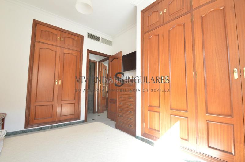 Foto 23af1686-e593-474e-812b-d2f33111c10a. Pis amb calefacció a Triana Oeste Sevilla