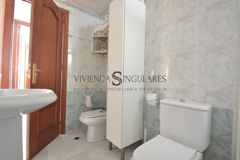 Foto 69e83f43-385d-4616-93ce-ed096dc2b7f3. Pis amb calefacció a Triana Oeste Sevilla