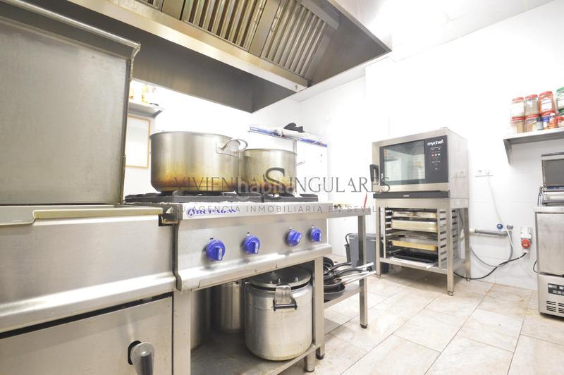 Foto 63cbad4f-750a-4af9-986b-7cee0502a9e1. Location local commercial dans San Carlos - San José Sevilla