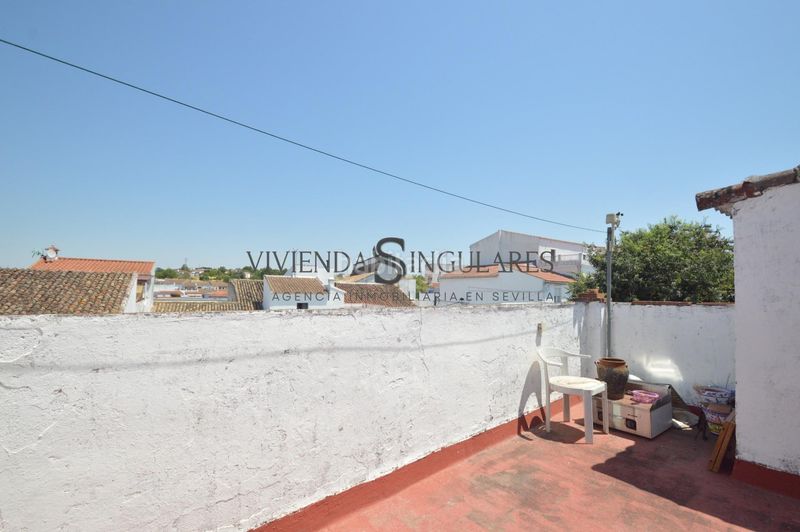 Foto a935dd62-7245-42ee-be47-7ecfbc23716b. Casa adossada amb calefacció a Cazalla de la Sierra