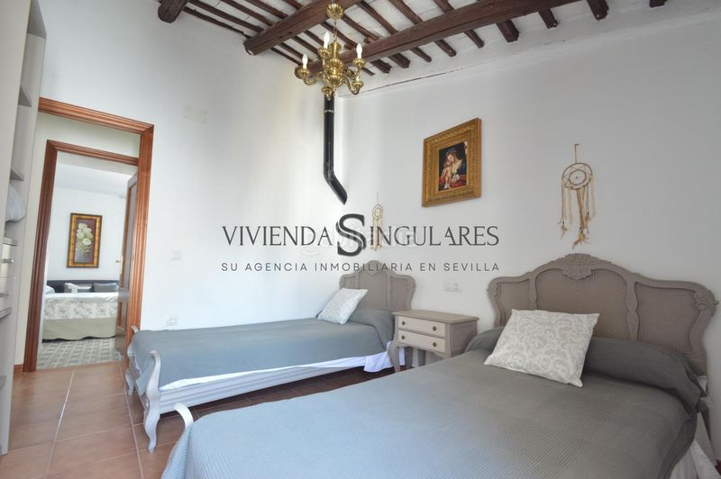 Foto f0b97234-ae97-4848-8595-234e075c50a8. Casa adossada amb calefacció a Cazalla de la Sierra