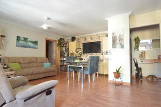 Appartement à Pino Montano - Consolación. Piso reformado en pino montano