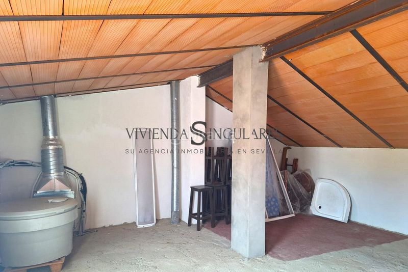 Foto 649406f6-dc83-4b24-9267-d7cc14457e6e. Casa a Arroyomolinos de León