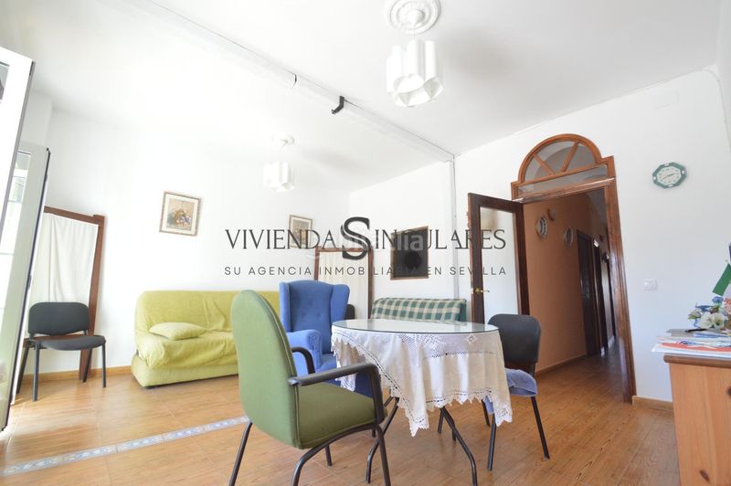 Foto d911a035-f3ea-423a-90df-0920df41a708. Casa a Arroyomolinos de León