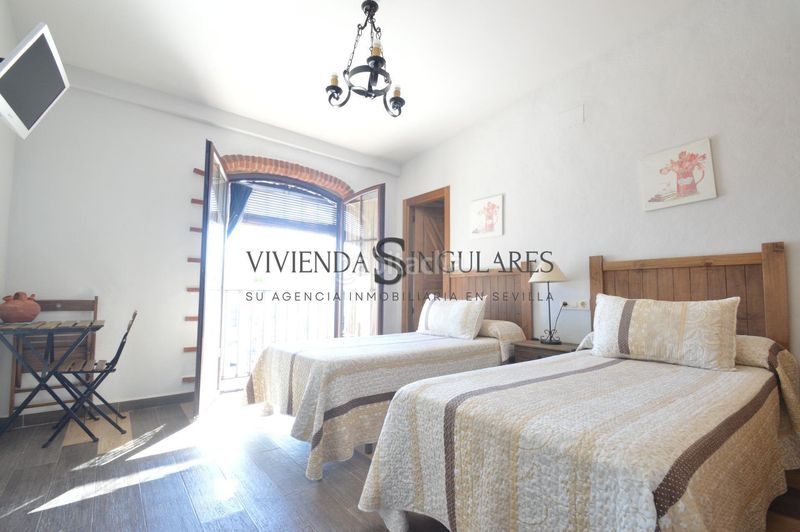 Foto 5c0cff6a-44a0-4562-8399-9106f904230f. Casa a Arroyomolinos de León