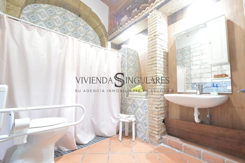 Foto 64334e11-64fe-47bf-b39e-9e2de2edc030. Casa a Arroyomolinos de León