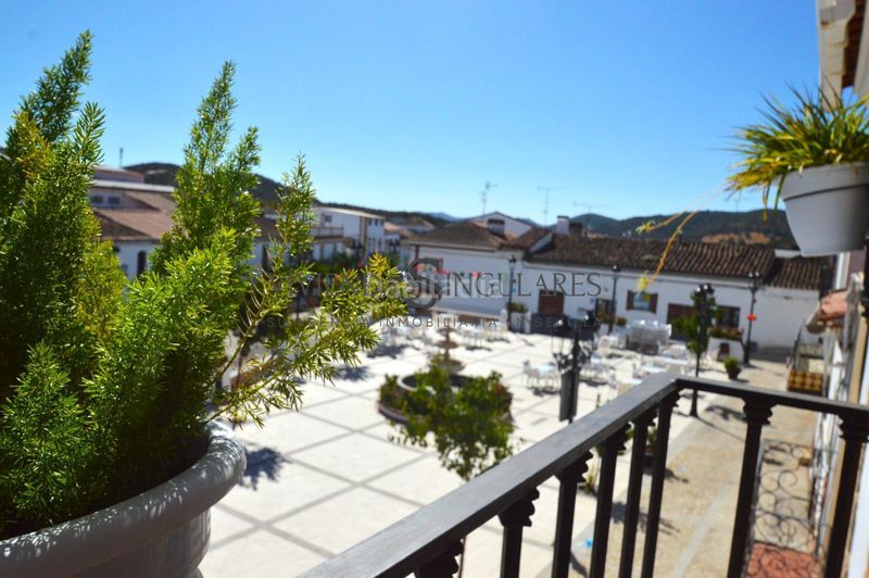 Foto 9c3f60fb-fc04-4d7b-9a92-5b51f3803783. Casa a Arroyomolinos de León