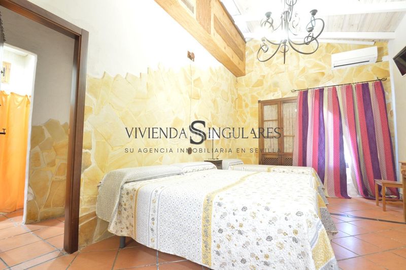 Foto eac0a991-7acb-4a87-8805-07143695c513. Casa a Arroyomolinos de León