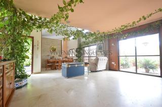 Chalet à Oromana. Un remanso de paz independiente y rodeado de vegetación.