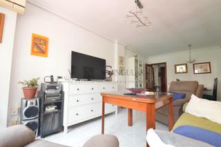 Pis a Juan XXIII - Rochelambert. Piso con mejoras frente al colegio altair