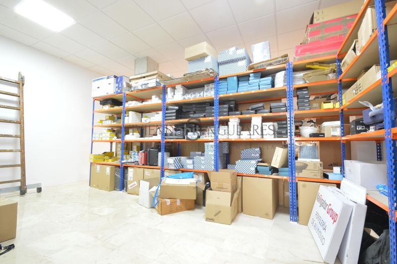 Foto 43db6137-a015-4a6e-930a-3c928c57f11a. Local comercial a Parque Alcosa Sevilla