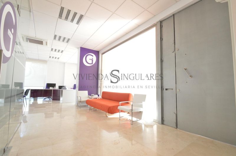 Foto ee7fc0c6-a527-4edf-b814-438322edac13. Local comercial a Parque Alcosa Sevilla