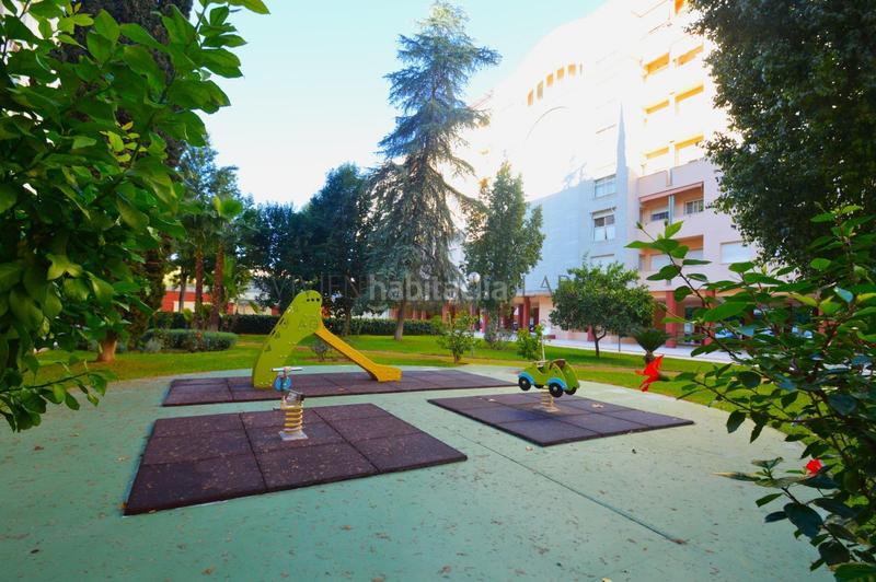 Foto 68650e82-1fae-484f-89b5-ffbe665411de. Affitto appartamento con riscaldamento parcheggio piscina in Sevilla