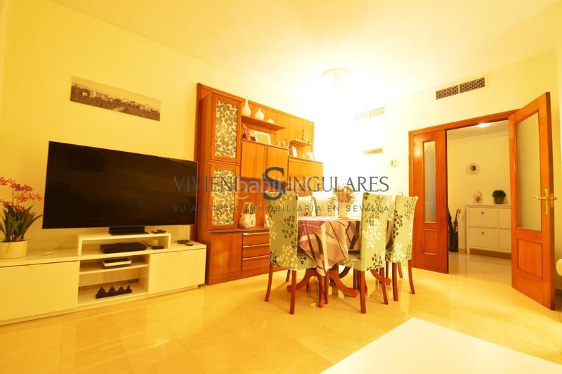 Foto d3beaa5a-67bc-406b-93f2-19a95be6c103. Affitto appartamento con riscaldamento parcheggio piscina in Sevilla