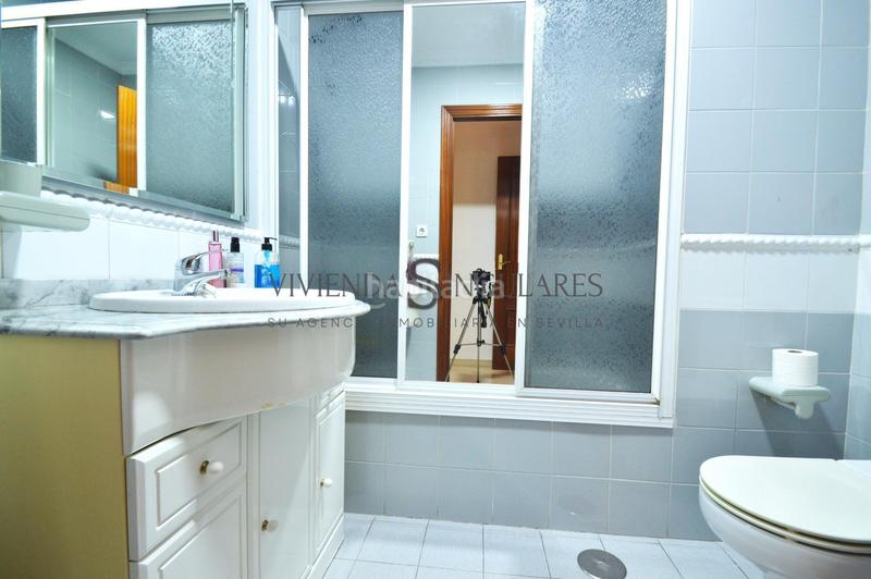 Foto f0d08047-0a8c-4642-8213-46dfd867f2af. Affitto appartamento con riscaldamento parcheggio piscina in Sevilla