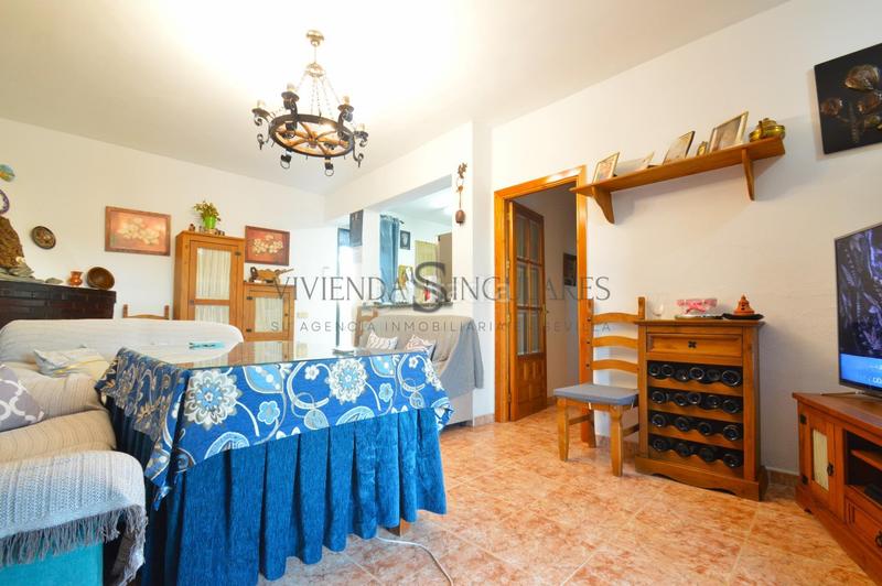 Foto 9945449c-759e-4660-a40e-9391485cbdc6. Xalet amb aparcament piscina a Carmona