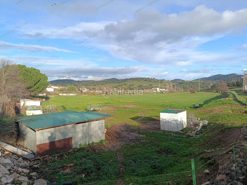 Foto 8cd37392-45d7-40e2-a47c-56c756e18494. Finca rústica a a-8175 17 a Almadén de la Plata