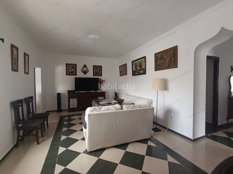 Foto d0892331-2b64-45b0-b3e4-2eeab42f8327. Appartement dans a-8175 15 dans Almadén de la Plata