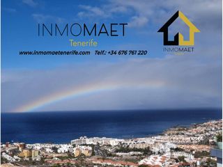 Appartement à Torviscas Centro y Alto. Exclusivo apartamento con terraza y vistas panorámicas al mar e