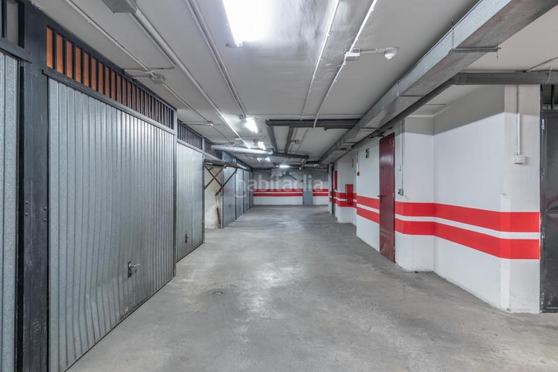 Foto 45b0b091-a0d9-4a0c-addf-5c52821111ec. Car parking in Camino de Ronda Granada