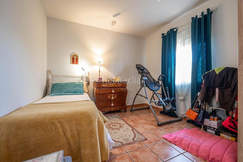 Foto f943c207-9239-4276-aea7-271173e26a75. Xalet amb aparcament a Moraleda de Zafayona