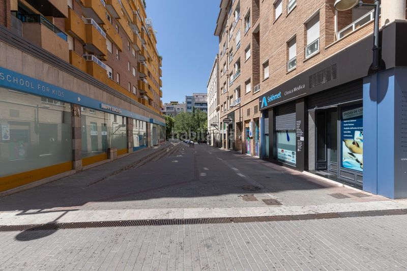 Foto b02c0927-36ab-47d0-8a5c-2e07526dd550. Pis amb calefacció aparcament a Plaza de Toros Granada