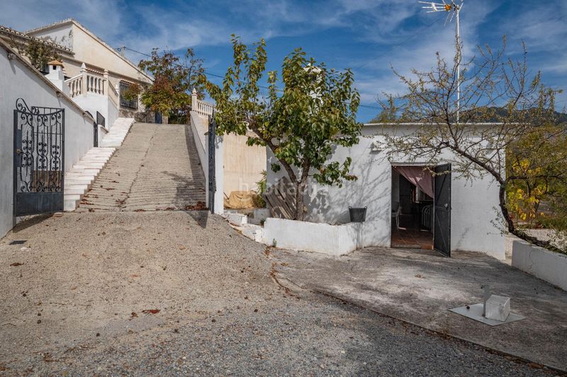 Foto 6c3f32f3-8fe9-485a-8825-78995024b116. Xalet amb aparcament a Alfacar