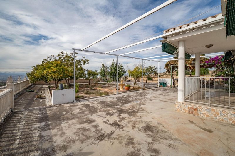 Foto 6fb4af52-60ee-4b02-a20d-55b7695345a2. Xalet amb aparcament a Alfacar