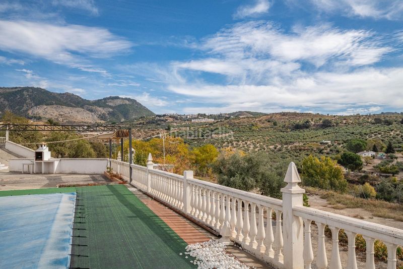 Foto b7e407fa-eea6-4f43-a584-7d2b3df582ac. Xalet amb aparcament a Alfacar